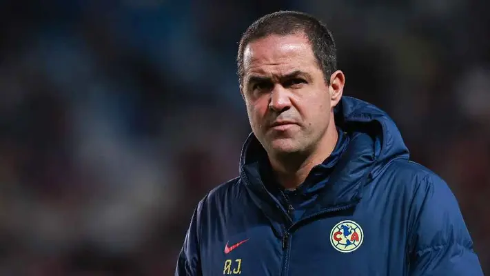 Gonzalo Farfán: "André Jardine me recuerda a Jorge Vieira, está haciendo un gran trabajo"