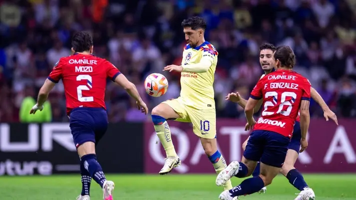 Afición de América realizó cánticos discriminatorios en contra de Chivas