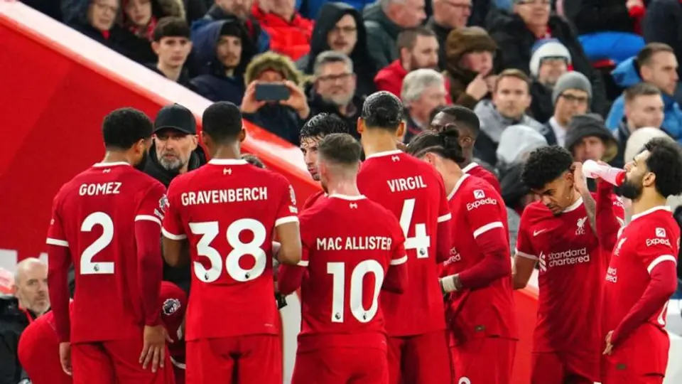 Liverpool vence a Sheffield United y retoma liderato de Premier League