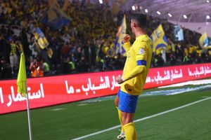 ¿Qué quiso decir? Así reaccionó Cristiano Ronaldo a los gritos de 'Messi, Messi'