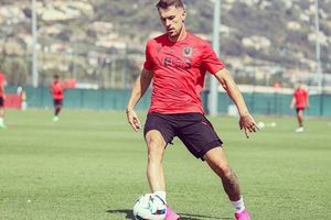 Olivia Newton-John, 'víctima' de la maldición de Aaron Ramsey