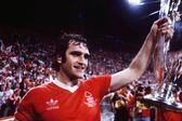 Larry Lloyd, leyenda del Nottingham Forrest y Liverpool, muere a los 75 años