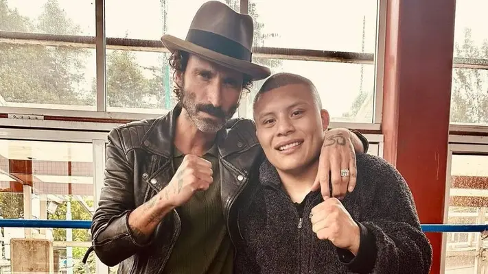 Leiva escribe corrido al Pitbull Cruz; así suena 'La Mordida del Gran Pitbull Cruz'