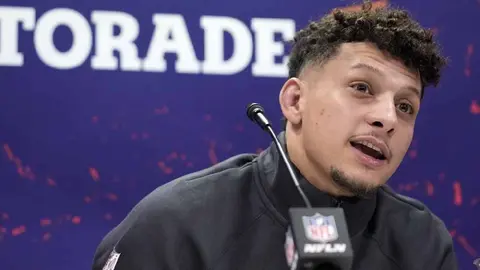 Patrick Mahomes sobre ser comparado con Brady: 'Ni siquiera estoy cerca de la mitad del camino'
