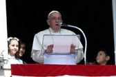 El papa Francisco pide detener la violencia tras el ataque de Irán a Israel