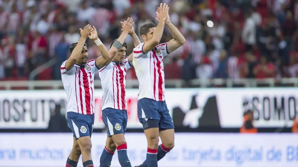 ¡Figura! Excapitán de Chivas se incorporará a las transmisiones de TV Azteca