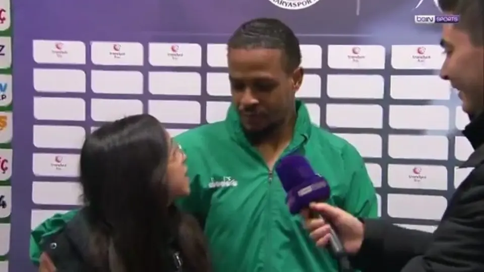 Hija de nueve años de futbolista venezolano le traduce del turco al español en entrevista post partido