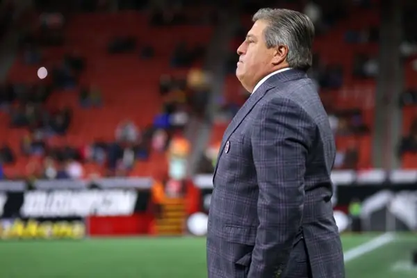 Piojo Herrera volvió a encararse con afición de Tijuana: "Vengan a ver los entrenamientos"