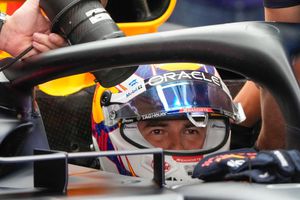 'Checo' Pérez se culpa tras la qualy para la sprint del GP de China: "Error totalmente mío"