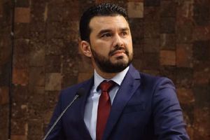 Muere diputado federal Juan Pablo Montes de Oca, luego de caer avioneta en la que viajaba con su familia