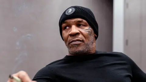 Canelo 'explota' contra Mike Tyson tras su críticas: 'Respetaría su opinión si estuviera sobrio'