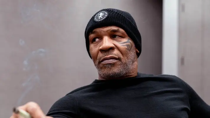 Canelo 'explota' contra Mike Tyson tras su críticas: 'Respetaría su opinión si estuviera sobrio'