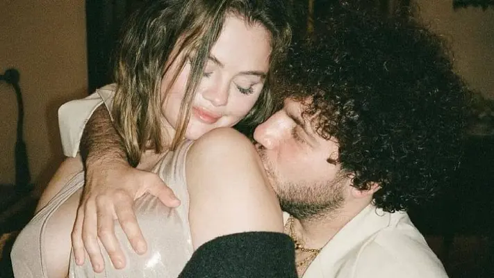 ¡No te pierdas las fotos de Selena Gomez mostrando todo su amor junto a su novio Benny Blanco!