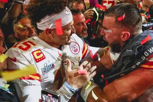 ¿Ya hay ganador del Super Bowl? 49ers se puede unir a los campeones con jersey blanco