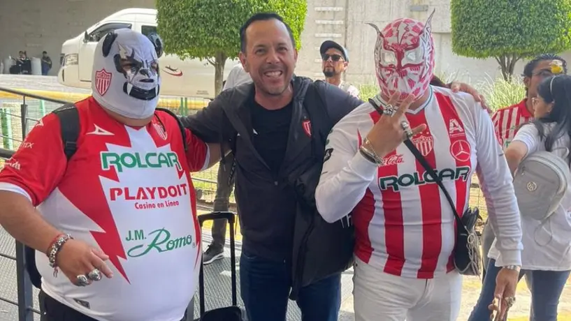 ¿No que son pocos? Afición de Necaxa recibe al equipo de cara al duelo vs Cruz Azul