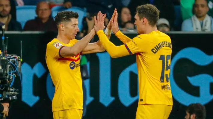 Barcelona se impone 2-1 al Celta de Vigo con gol de último momento de Lewandowski