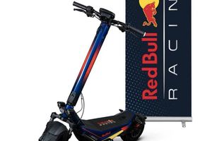 Scooter Electrico de Red Bull Racing llega a tiendas departamental mexicanas