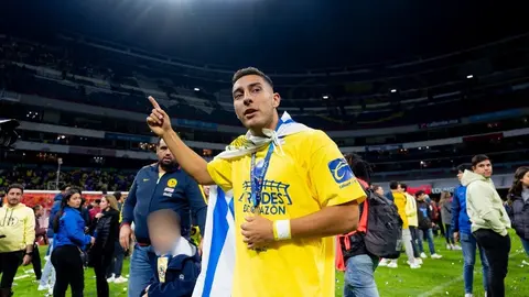 Sebastián Cáceres y América renuevan contrato por tres años con cláusula libre para ir a Europa