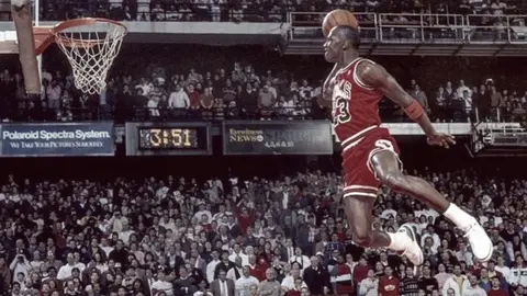 Michael Jordan: Jersey de sus últimas finales será subastada y busca batir récord