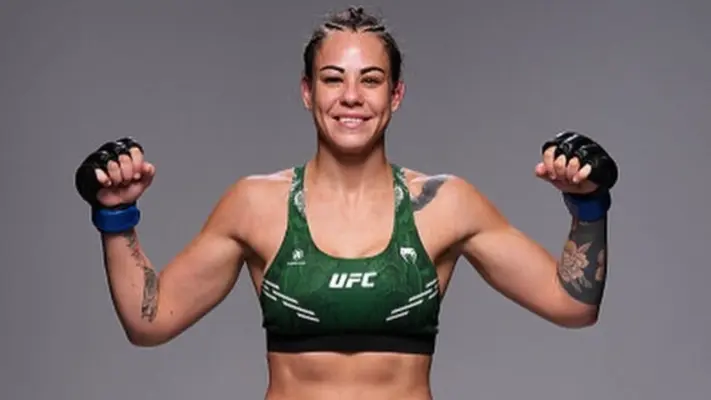 Monserrat Rendón sobre su pelea ante Zheleznykova: 'Sueño con ser campeona'