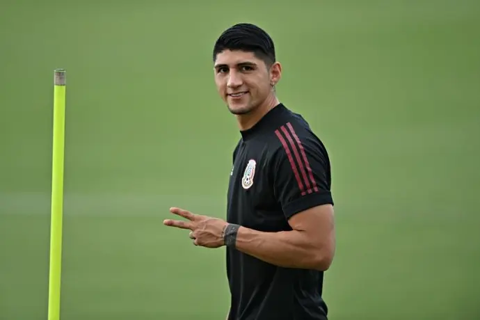 Alan Pulido sobre Selección Mexicana: "Importa más tener jugadores con cinco mundiales"