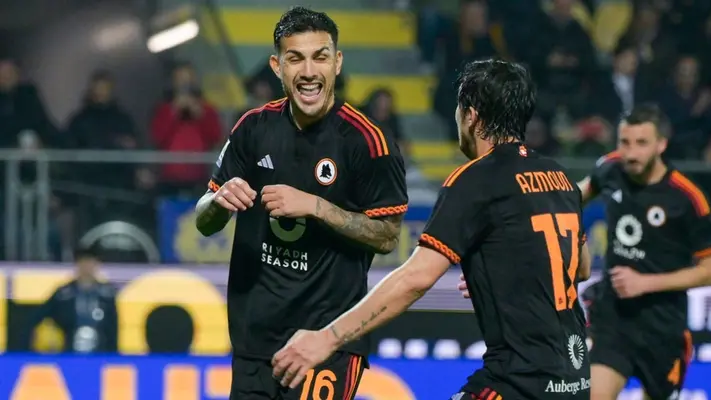 Roma golea de visita a Frosinone y mantiene su buena racha con Daniele De Rossi