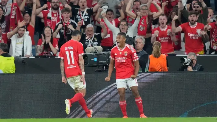 Benfica gana la Ida con goles de Di María y Rafa Silva pero deja vivo al Olympique de Marsella