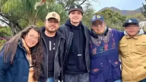Peso Pluma: Aclaran fotos del cantante en anexo de Jalisco