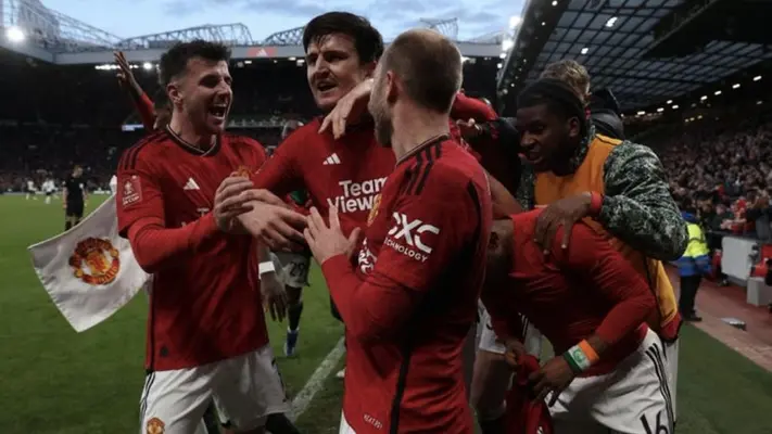 Manchester United elimina al Liverpool en partido cardiaco de la FA Cup