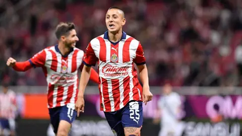 ¡Por dinero! Piojo Alvarado confesó que le convencieron de llegar a Chivas con 'billetazos'
