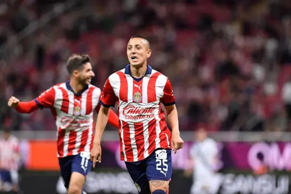 ¡Por dinero! Piojo Alvarado confesó que le convencieron de llegar a Chivas con 'billetazos'