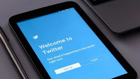 Textos lagos en X; entérate cómo funciona y si tú puedes hacerlo