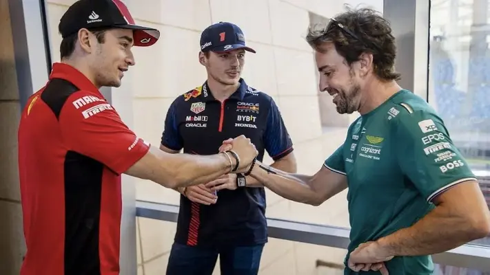 Charles Leclerc sobre la renovación de Fernando Alonso: "El merece estar en la Fórmula 1"