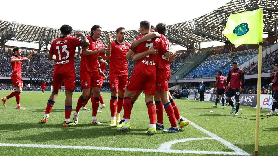 Serie A: Atlanta golea 3-0 a domicilio al Napoli que se aleja de puestos europeos