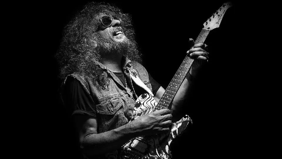 El rockero Javier Bátiz está internado; solicitan recursos para sus gastos hospitalarios