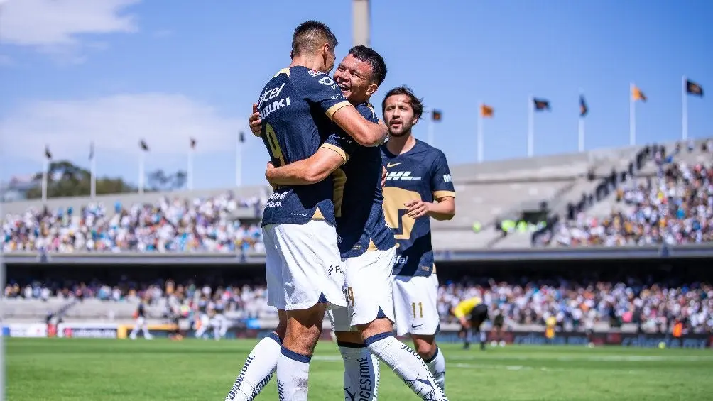 Pumas golea a Puebla con doblete de Alí Ávila | MEXSPORT