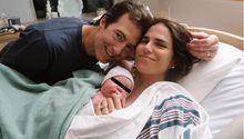 Karla Souza se convierte en mamá… ¡tras 33 horas horas de labor de parto!