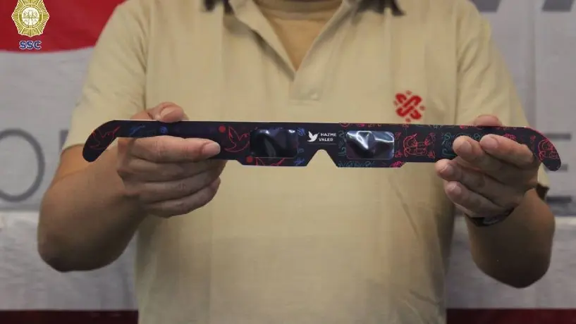 La SSC vende visores especiales para el eclipse solar bajo la marca "Hazme Valer, Productos Penitenciarios"