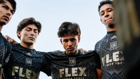 Chivas amarra otro mexicoamericano: Fichan a Christian Torres, jugador del LAFC