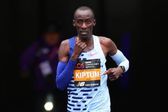Muere Kelvin Kiptum, plusmarquista mundial de maratón, en trágico accidente de tráfico