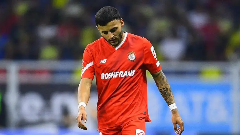 Alexis Vega afirma que video en un antro ya tiene tiempo y está avergonzado por derrota