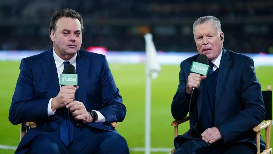 David Faitelson asegura que no hace programas prefabricados, 'como en otros lados'