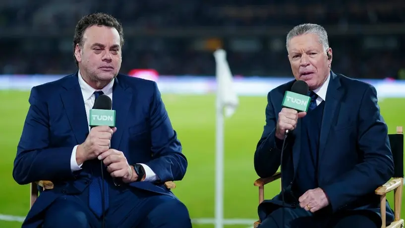 David Faitelson asegura que no hace programas prefabricados, 'como en otros lados'