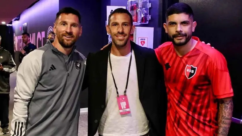 ¡Reencuentro argentino! Lionel Messi se reunió con Maxi y Baena previo al partido ante Newell's