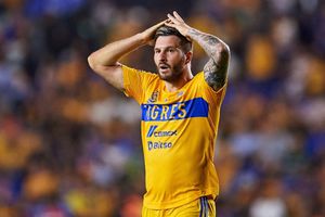 Gignac reveló que su familia veía los partidos de Tigres en transmisiones piratas