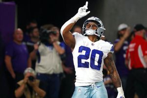 Tony Pollard llega a Tennessee para reemplazar a Derrick Henry