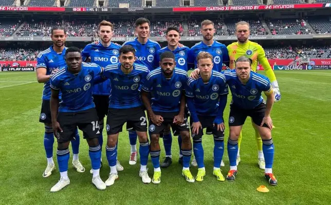 ¿Culpa del viento? Portero de CF Montréal concedió absurdo gol en derrota ante Chicago Fire