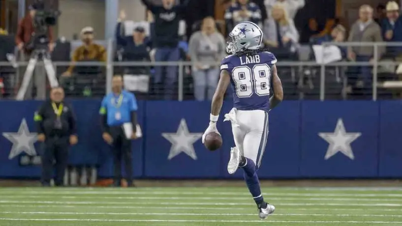Cee Dee Lamb está apartado de los entrenamientos con Dallas a la espera de un nuevo contrato