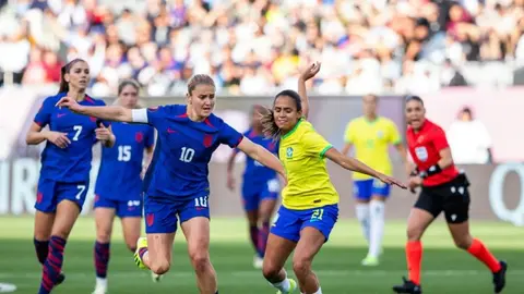 ¡Concacaf es roja y azul! Estados Unidos venció 1-0 a Brasil y es campeón de la Copa Oro W