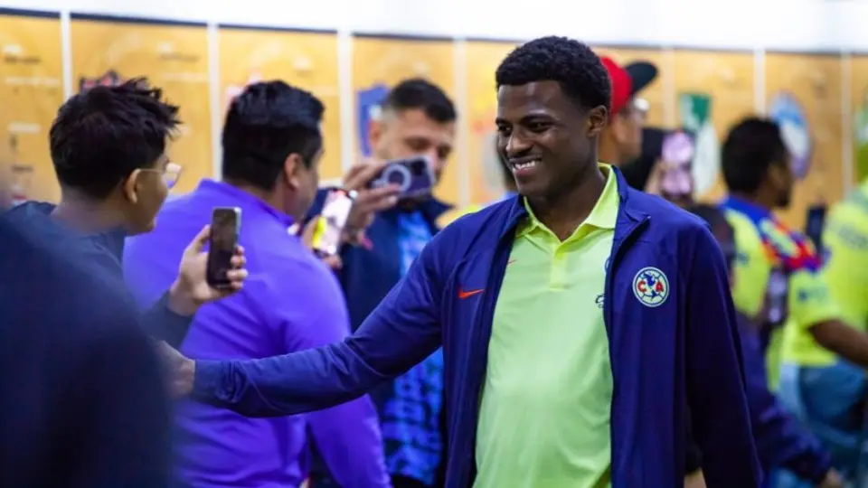Javairo Dilrosun ya entrenó con América y podría debutar ante León